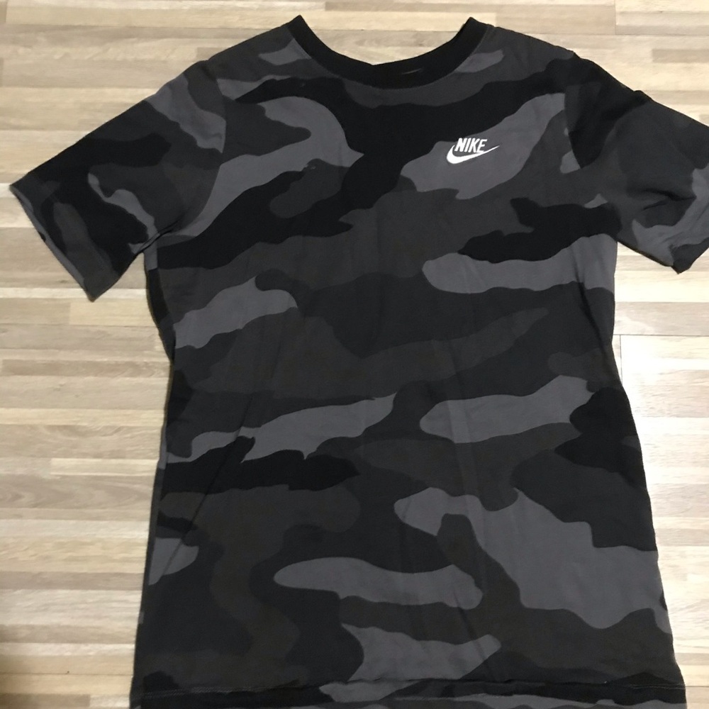 Boys t-shirt. NOT PART OF SALE! NEW LISTING